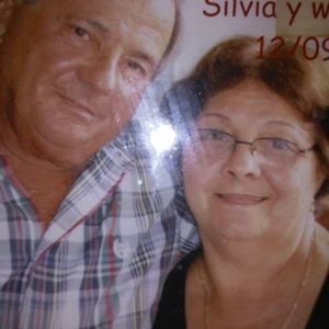 Meet your Posher, Iris